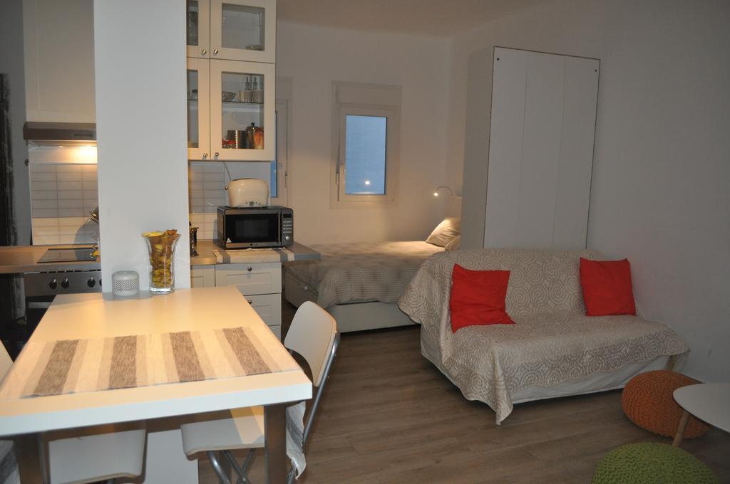 Ferienwohnung Ronda De Segovia Madrid Exterior foto